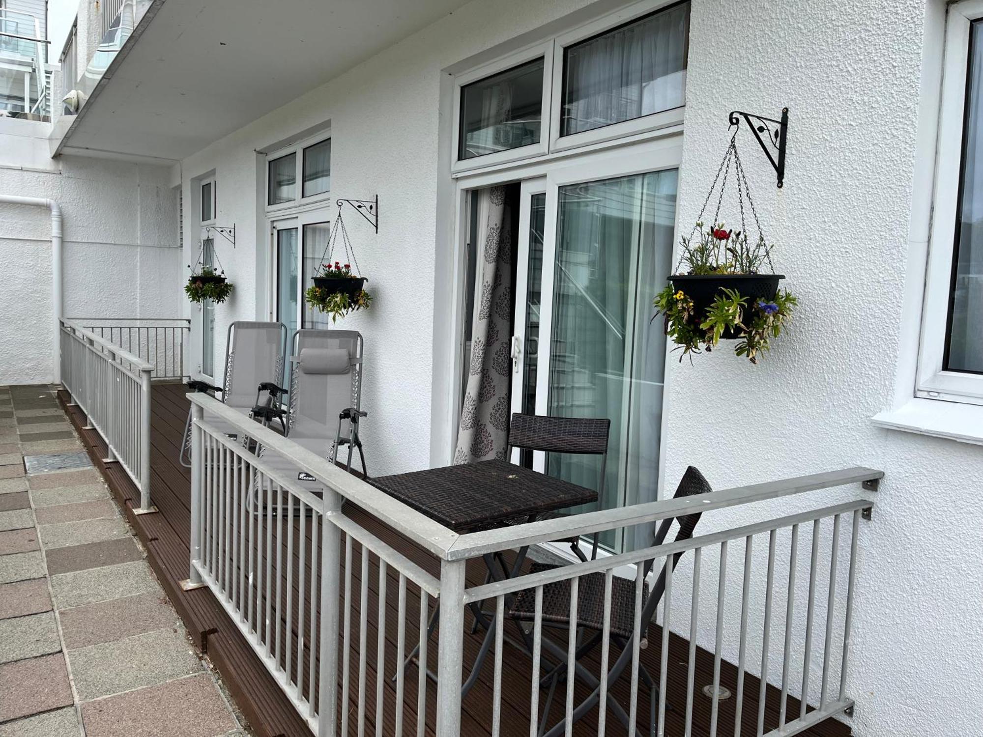 Biarritz Hotel St Brelade Exterior foto