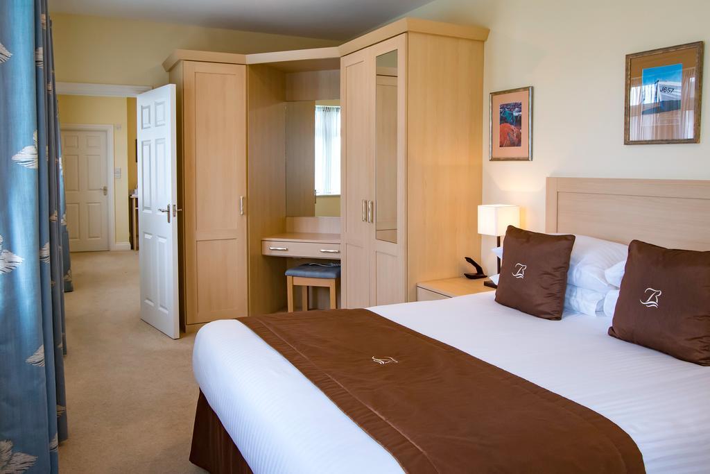 Biarritz Hotel St Brelade Exterior foto